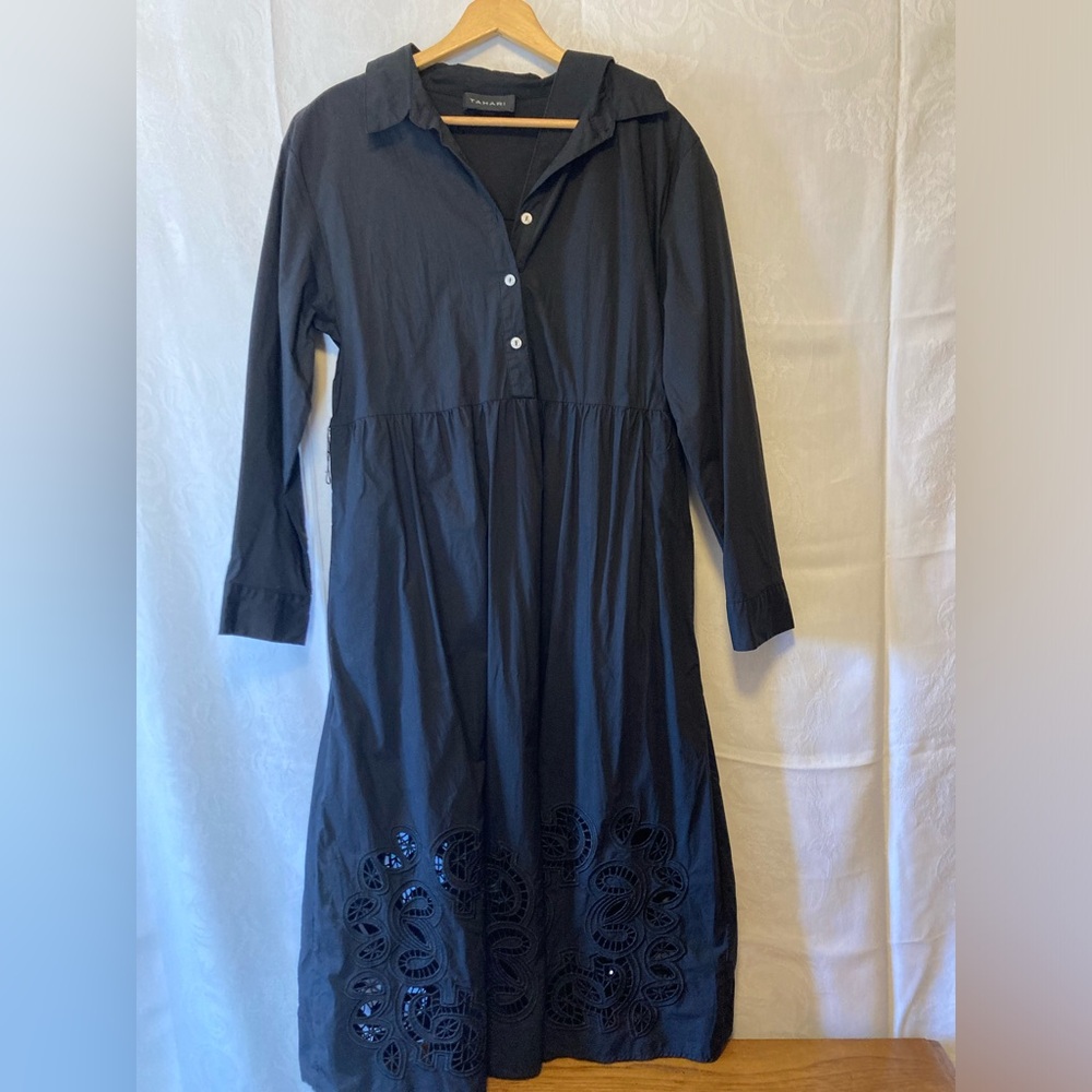 Tahari Black Eyelet Cotton Collard Classic Dress Size Medium with belt Cocktail - Picture 8 of 8